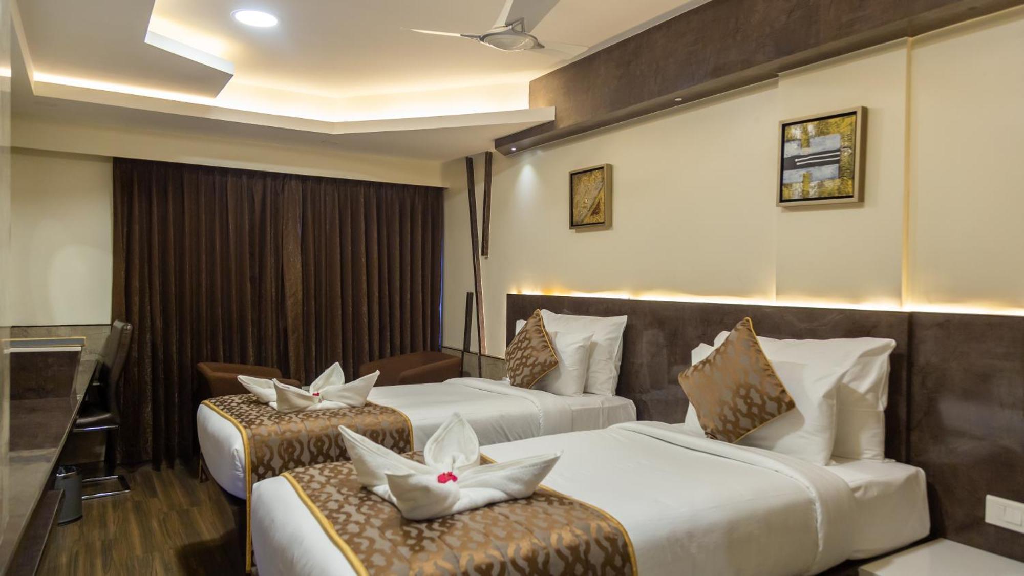 Hotel Park Elanza Ченнаи Экстерьер фото