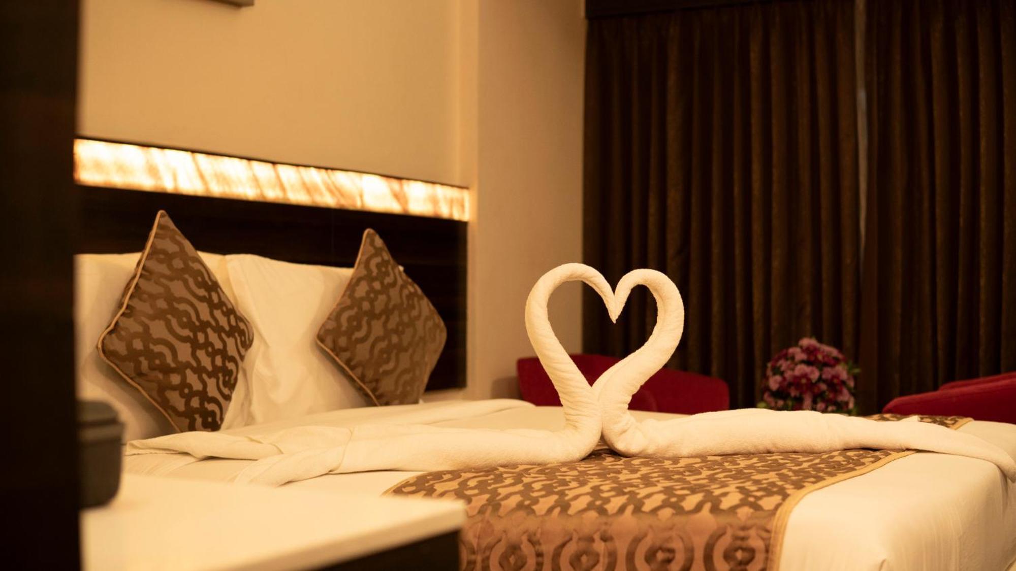 Hotel Park Elanza Ченнаи Экстерьер фото